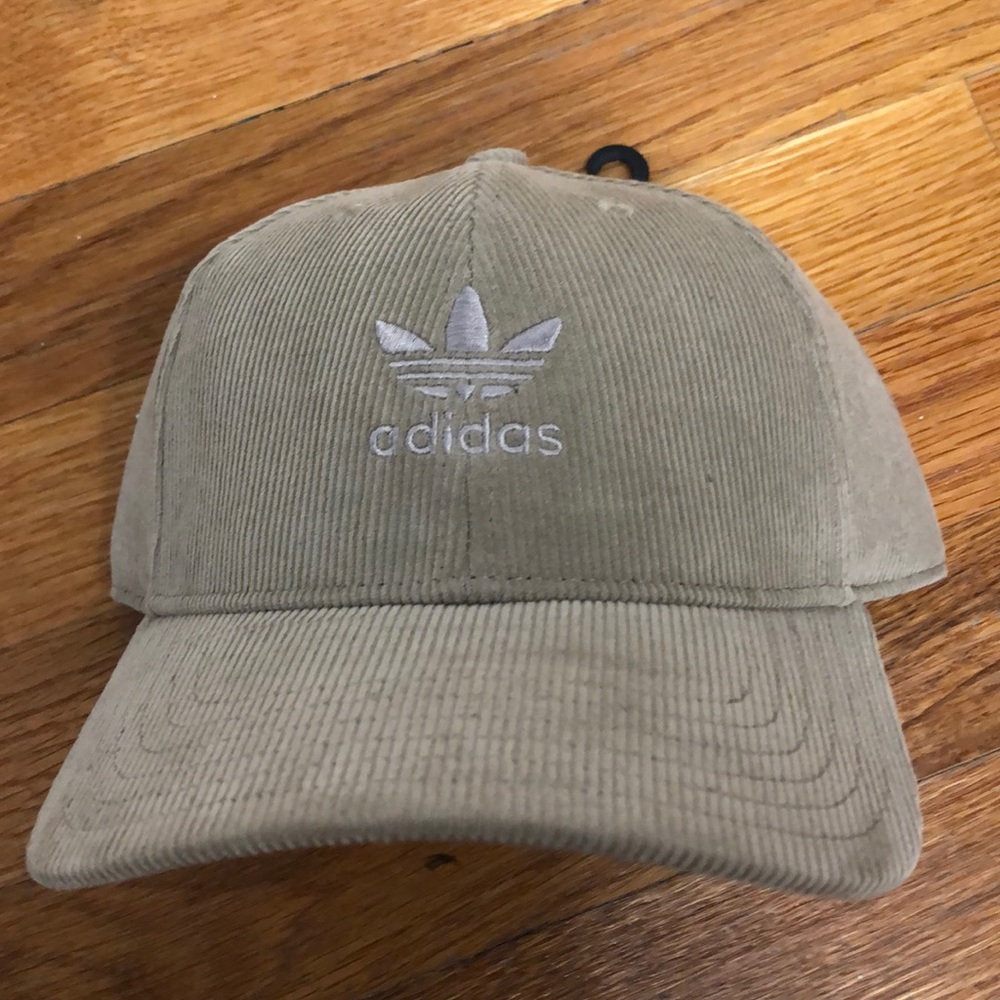 Adidas M Originals corduroy bbcap Ash Silver